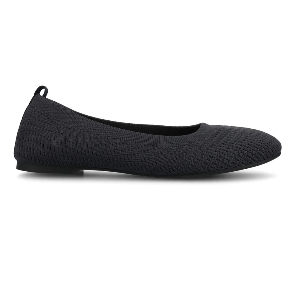 Journee Collection Women's Maryann Knit Round Toe Ballet Flats- Size 9.5W